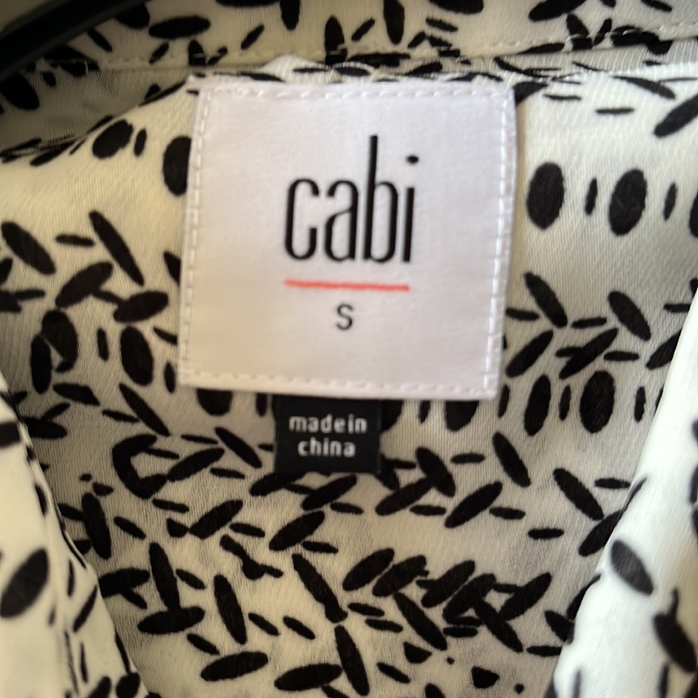 Euc Semi-Sheer “Split Back” Blouse - image 7